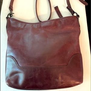 FRYE LEATHER BAG ⭐️SUPER CUTE
